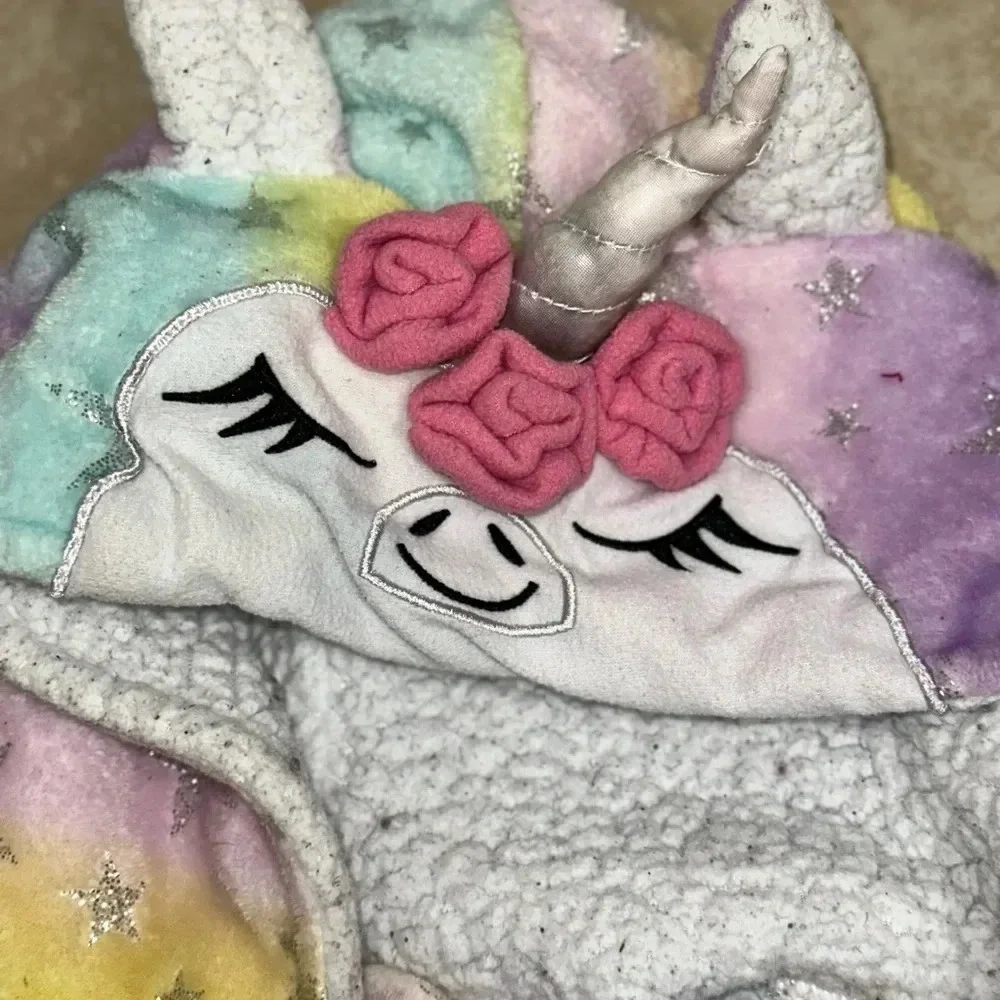 Max & Olivia rainbow color